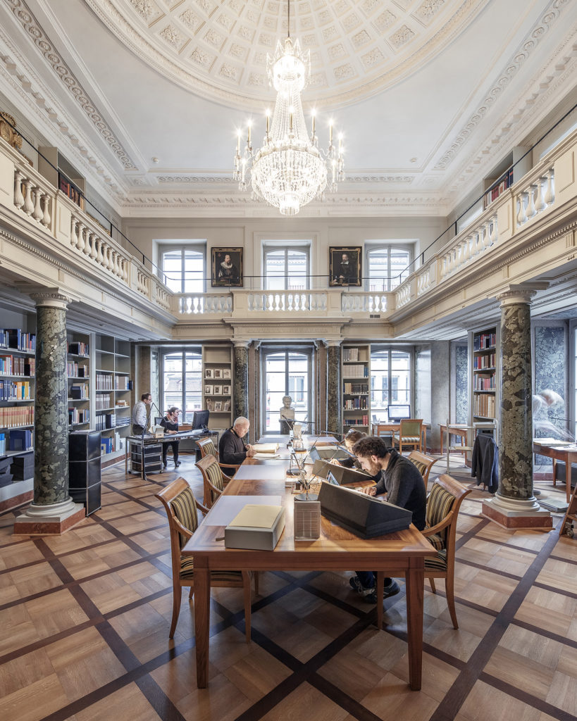 Burgerbibliothek Bern, Burgerbibliothek Münstergasse, Moos Licht AG