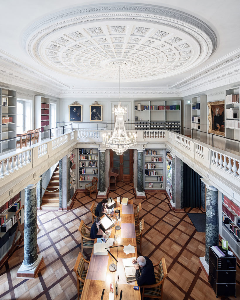 Burgerbibliothek Bern, Burgerbibliothek Münstergasse, Moos Licht AG